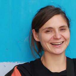 Dr. Angela Heide