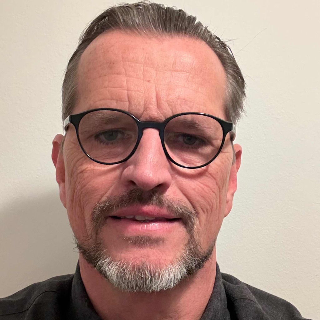 Frank Simon Direktor, Projektmanagement Direct Banking Commerzbank