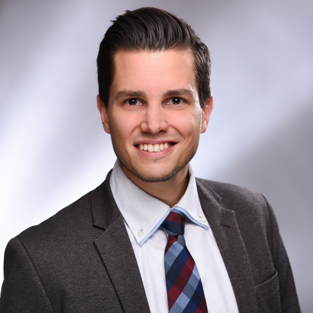 Julian Brommer Fachanwalt für Arbeitsrecht Kanzlei Pavel XING