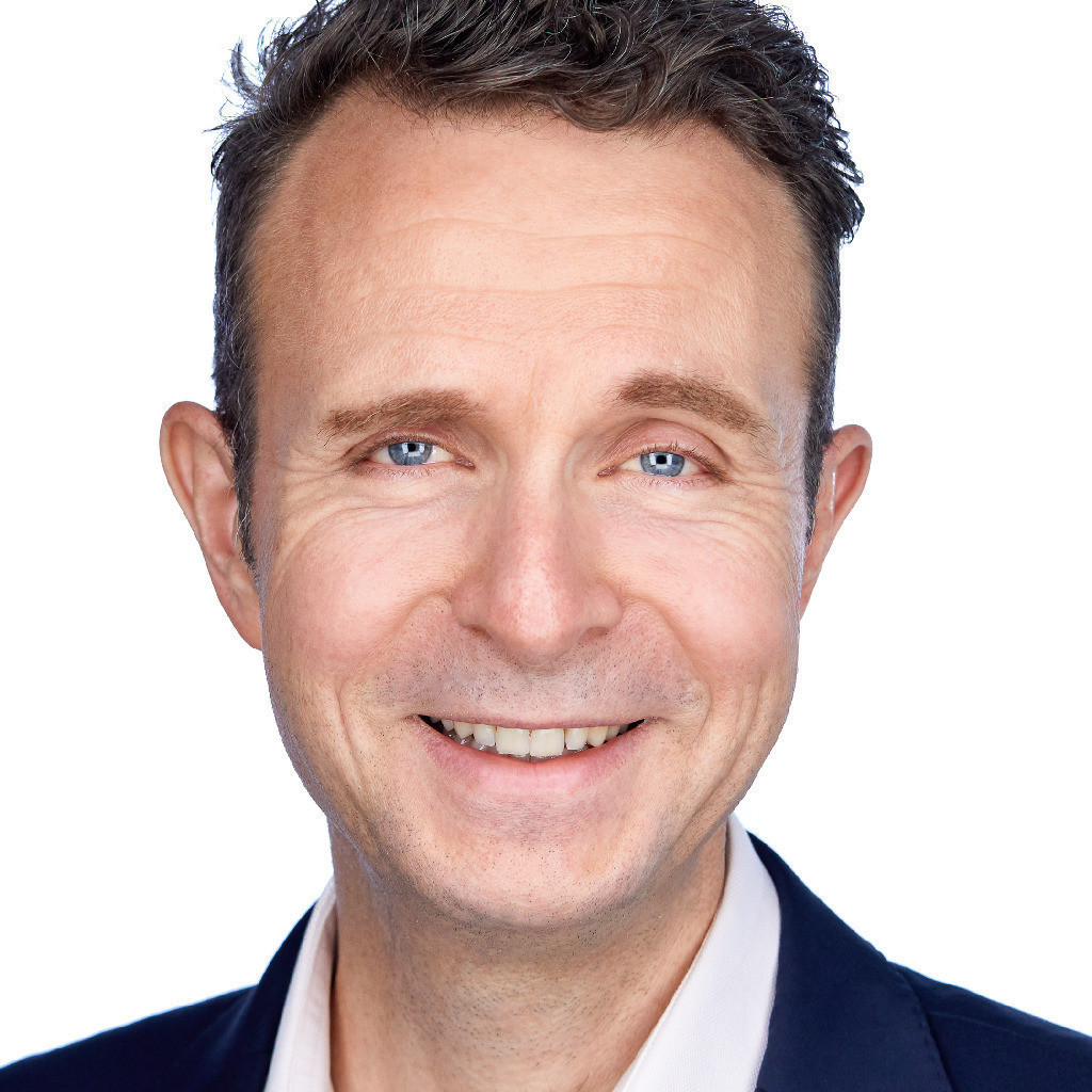 Alexandre Flueckiger Founder, President & CEO Elvacare SA Alpeor
