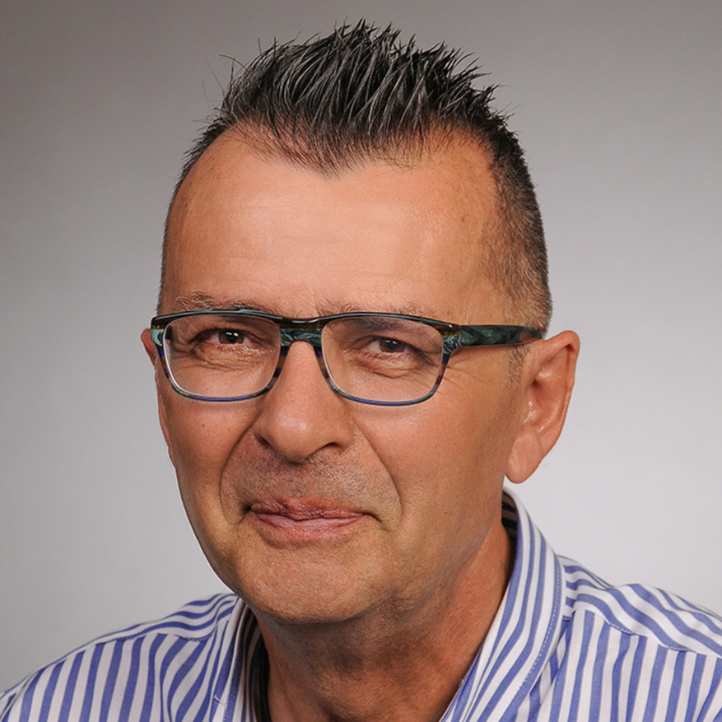 Karl Lorenz Produktionsleiter DACHSER SE XING