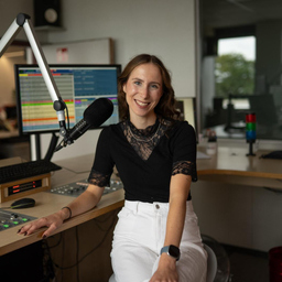 Vanessa Knüttel-Stürzenberger 