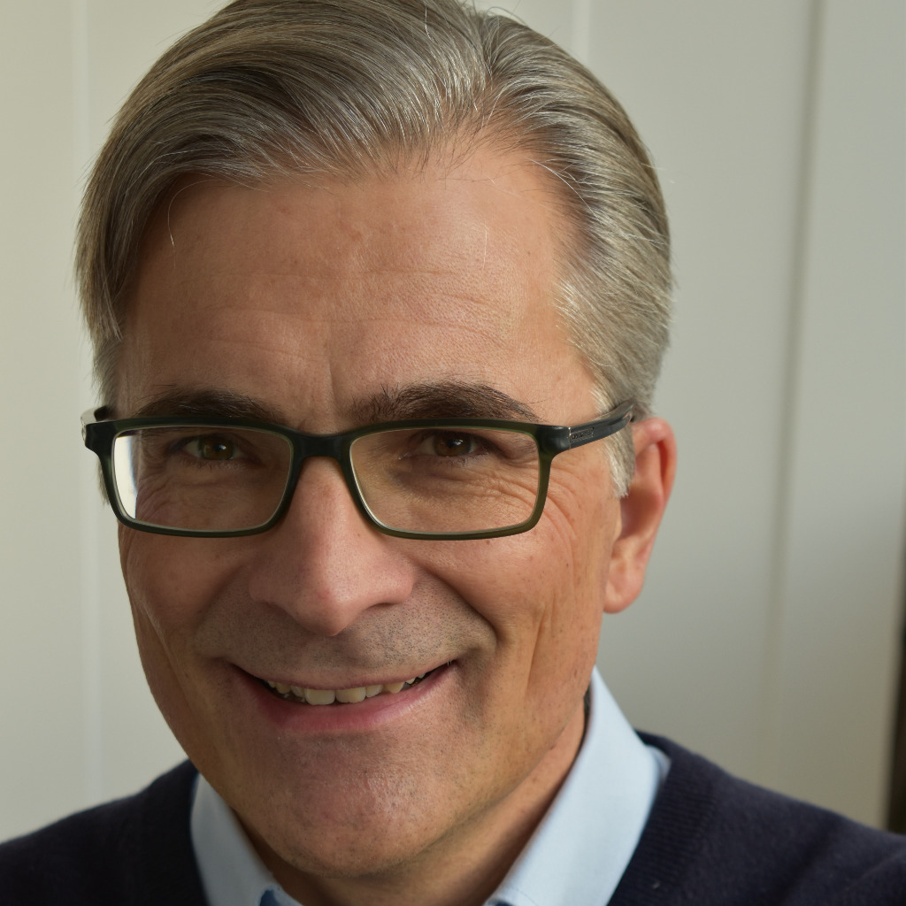 Gerhard G. Müller Sales Director DACH Consolar Solare