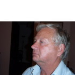 Roger﻿﻿ Bennett
