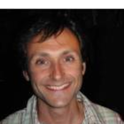 Dr. Alberto Carmine