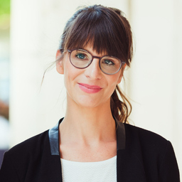 Dr. Maria Obenaus