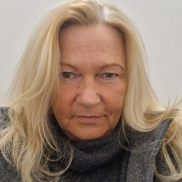 Corinna Haselhuhn