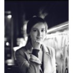 Dr. Ksenia Trischel