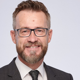 Dr. Uwe Balle
