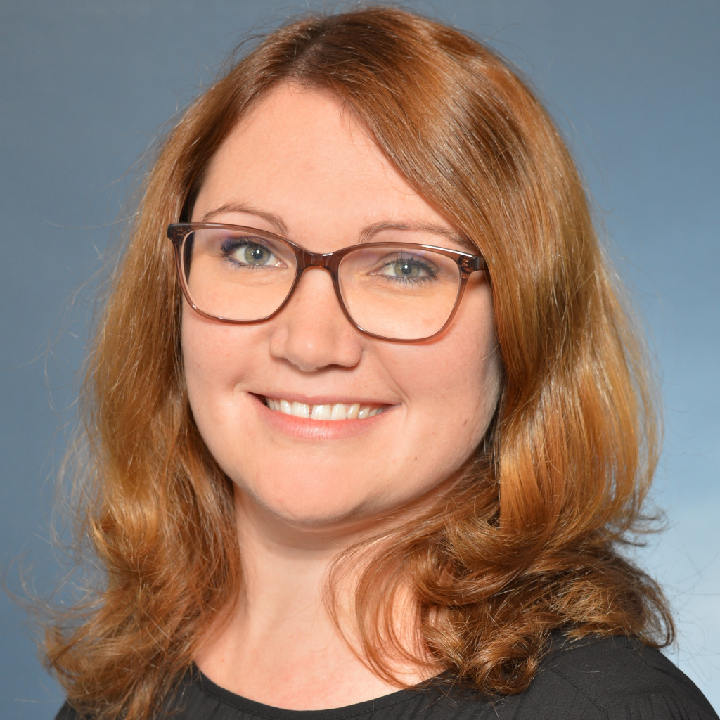 Valentina Brauer Sachbearbeiterin Vertrieb Privatkunden/ Kundenservice Harz Energie GmbH Valentina Brauer Sachbearbeiterin Vertrieb Privatkunden/ Kundenservice Harz Energie GmbH