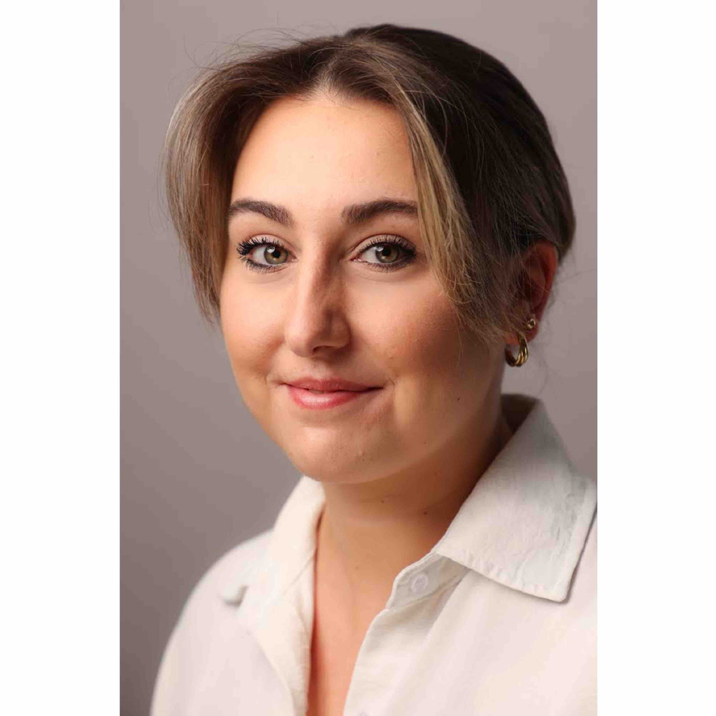 Laura Bruns Fachwirtin für Büro & N&H