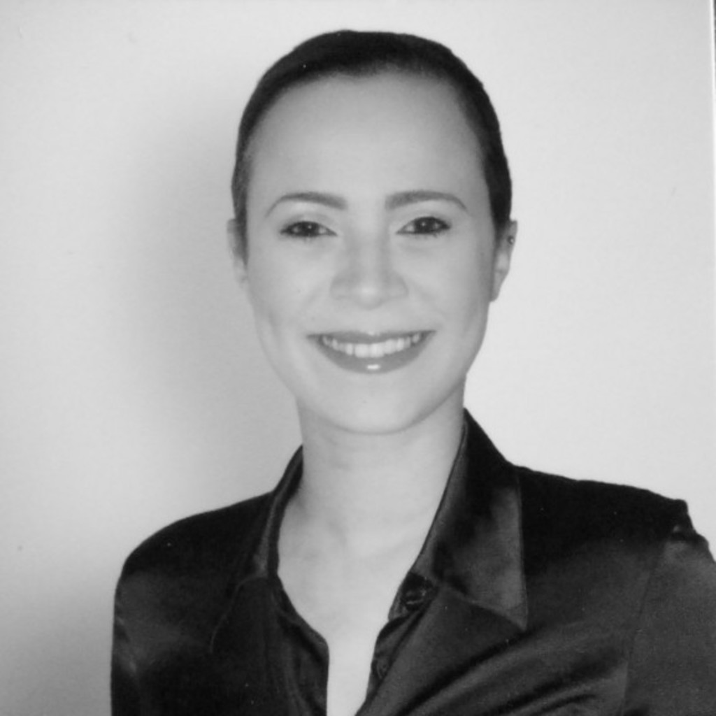 LesleyAnn Linden Senior Customer Care and Sales Manager chronext