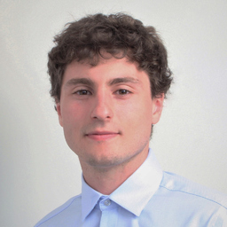 Dr. Julien Peyrton