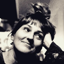 Julia Thiede