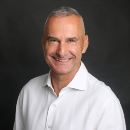 Dr. Johannes Fritscher