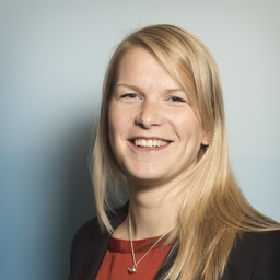 Julia Wildenhain