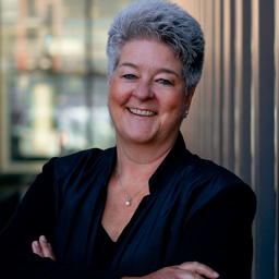 Christina Winge