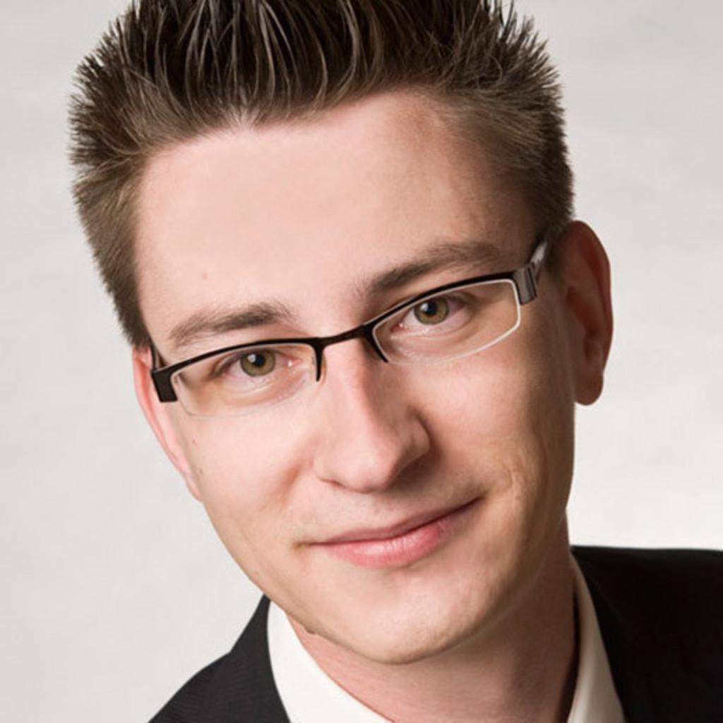 Christian Adam Wissenschaftlicher Mitarbeiter Universitätsklinikum