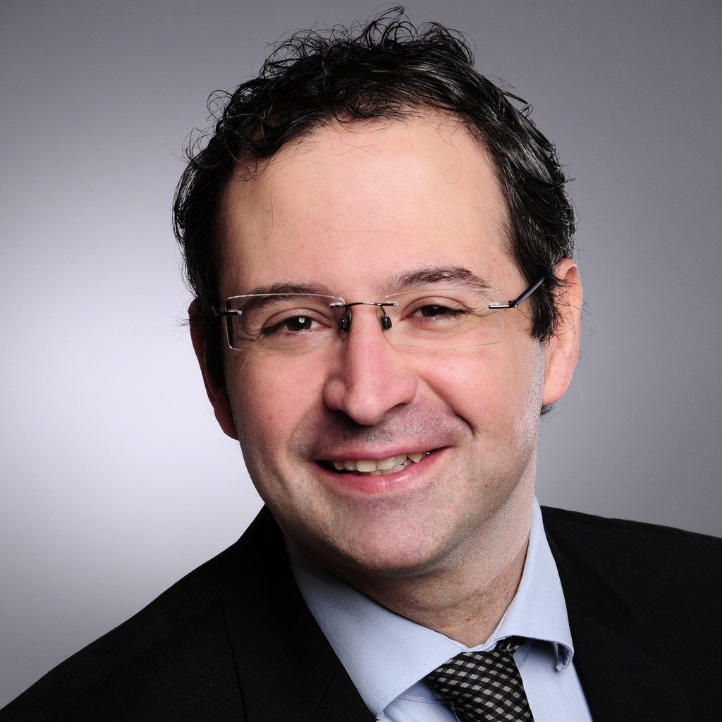 Antonio Herrera Referent (Finanzbuchhalter) International