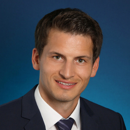 Dr. Lukas Stolzer
