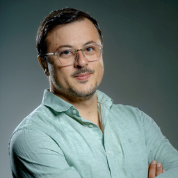 Cihat Sari