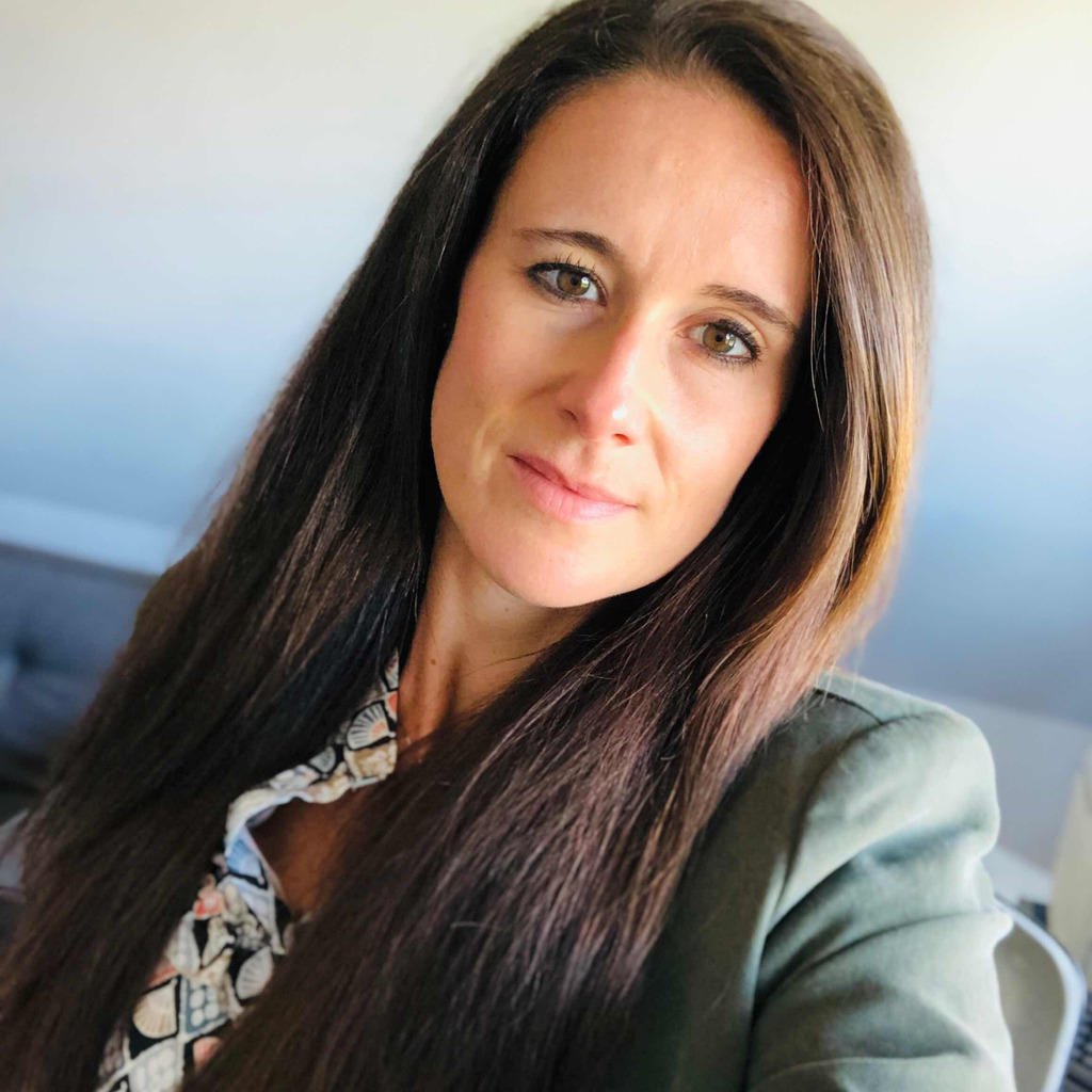 Eva Schmitt in der Personensuche von Das Telefonbuch