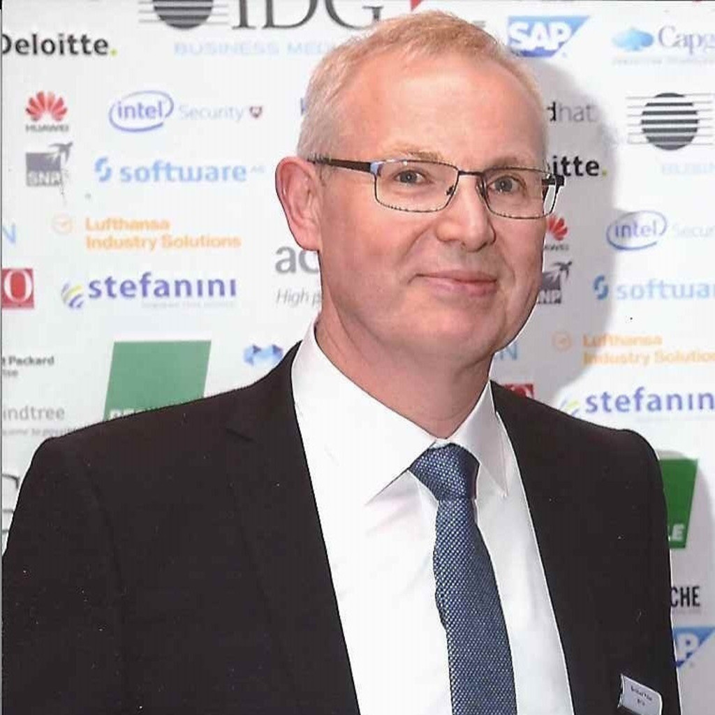 Bernhard A. Pallas Leiter IT / CIO RIVA GMBH Engineering XING