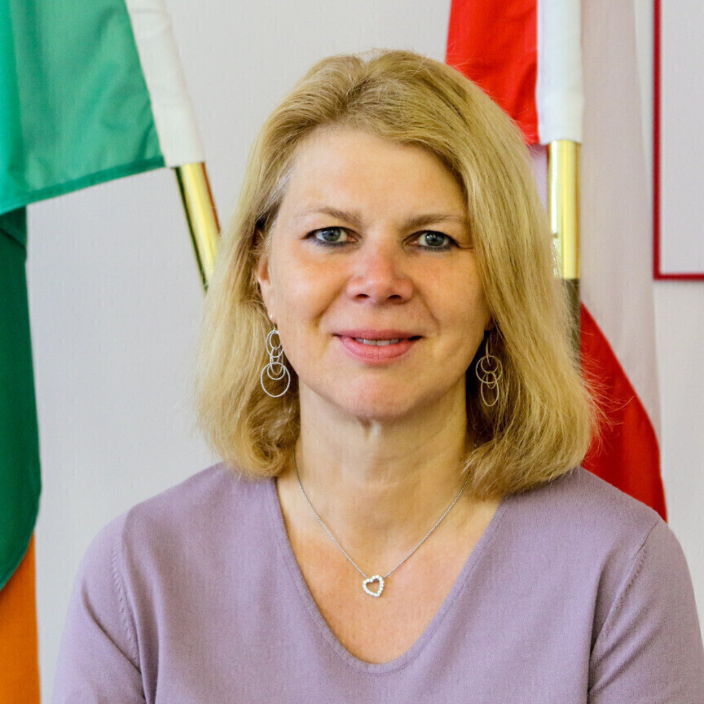 Martina Thillmann International Office, International & European