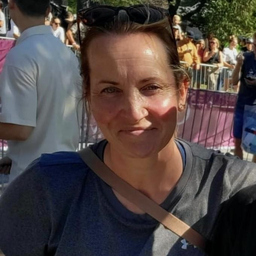 Simone Dickten