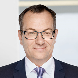 Dr. Carsten Stoll
