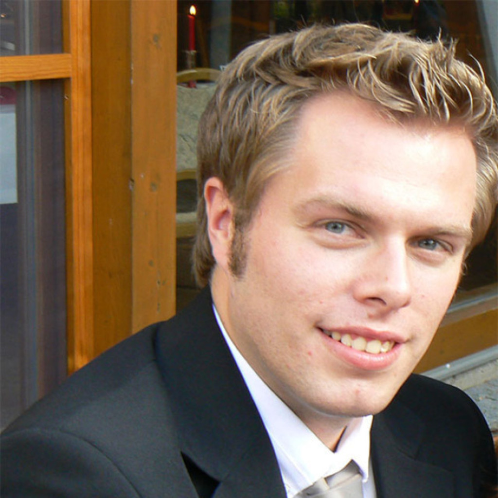 Christian Eckardt Geschäftsführer bullzeye networks XING