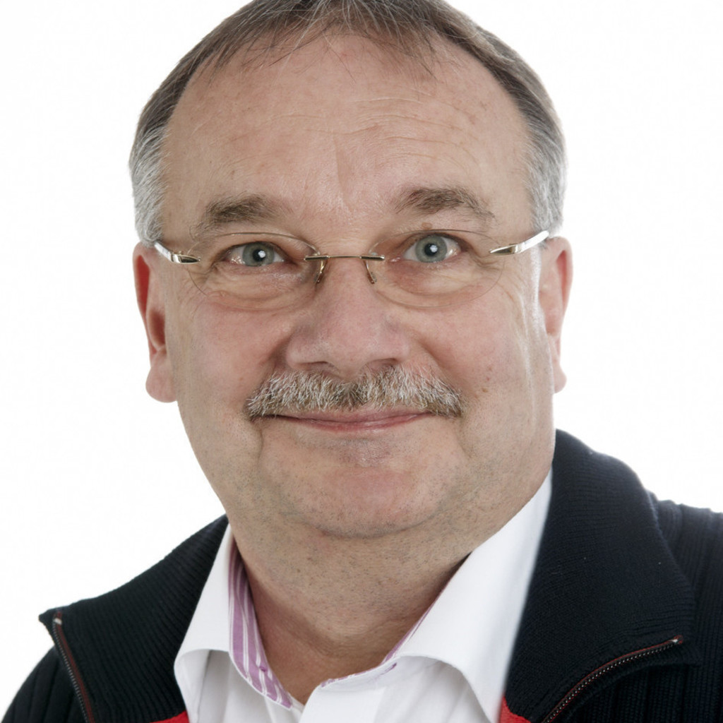 Dipl.Ing. Robert Moser Unternehmensberater Projectconsult XING