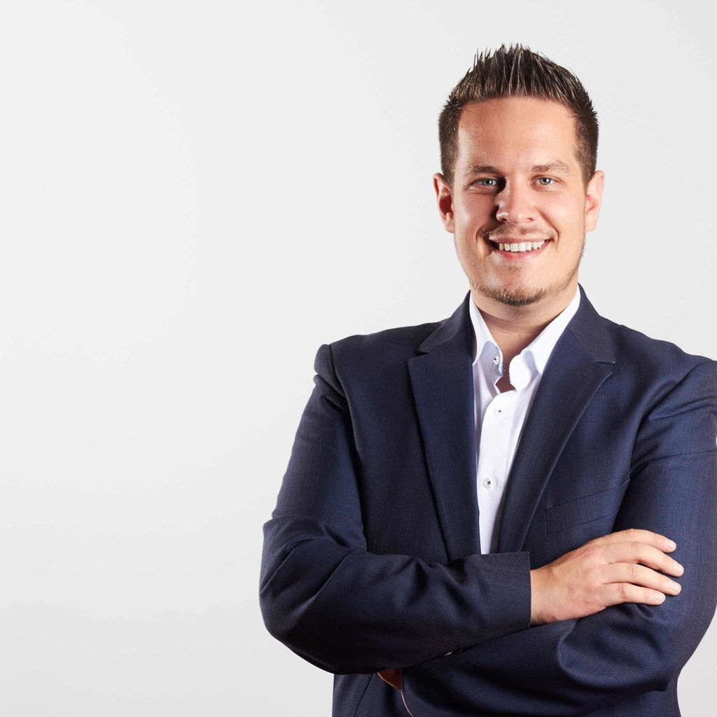 Lorenz Böck Geschäftsführer / Inhaber Lobomotion XING