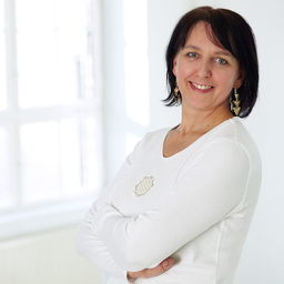 Dr. Irena Wieczarek
