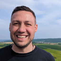 Thorsten Komm