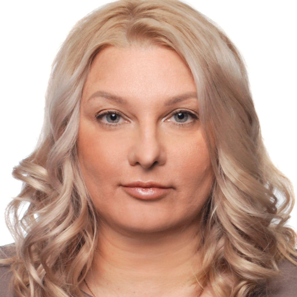 Natalia Vypolzova Head of Recruitment DIS GROUP XING