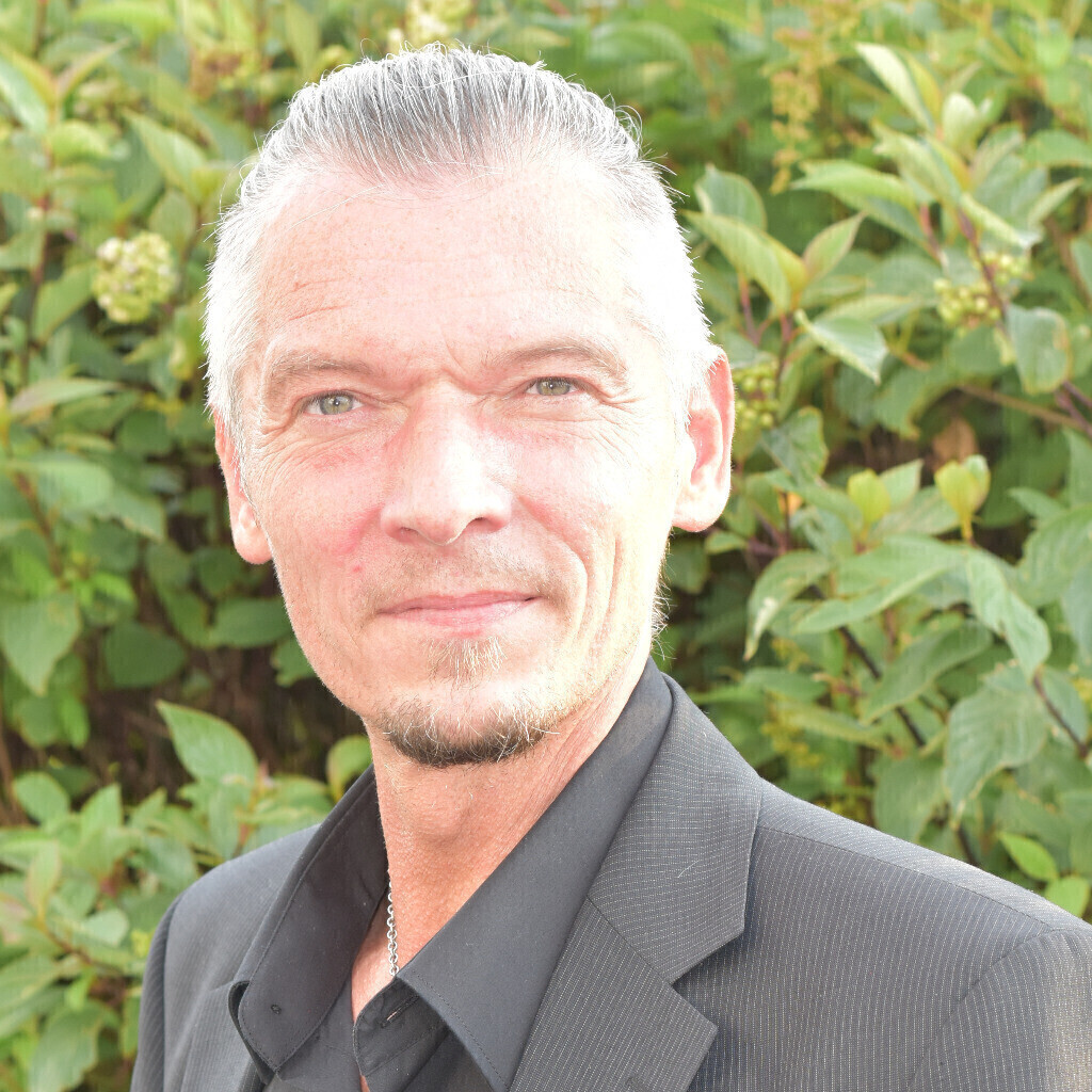 Stefan Maruhn Manager, Salesdirektor McFASHiON XING