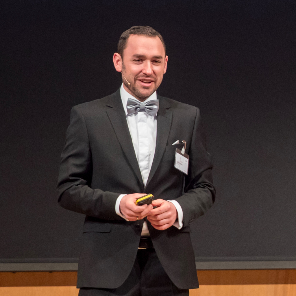 Tobias Muller Bereichsleiter It Versicherungskammer Bayern Xing