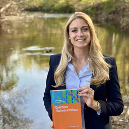 Prof. Dr. Alexandra Schüller