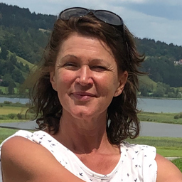 Claudia Volk