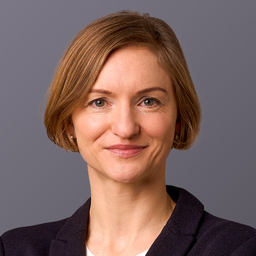Dr. Pamela Luckau