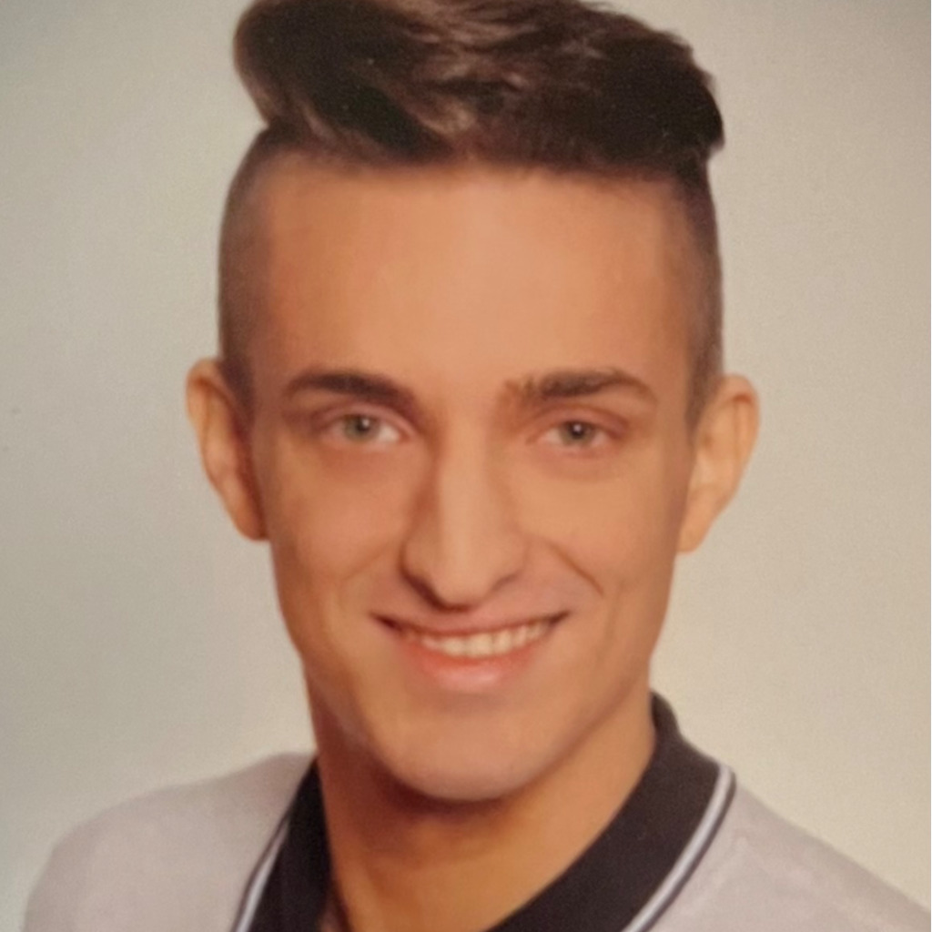 Marcel Giesenberg Fachkraft für Leitungsaufgaben in der Pflege