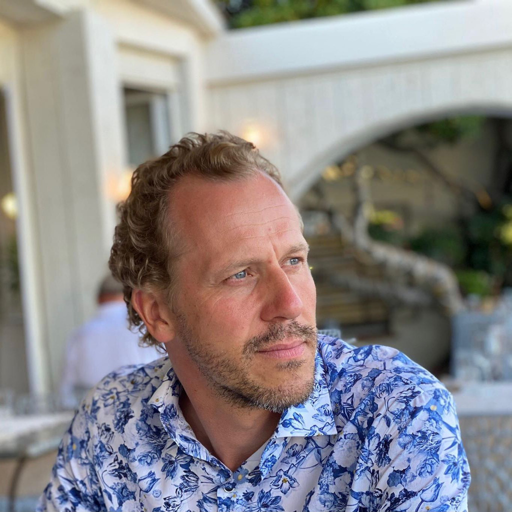 Thomas Range - Host and Co-Founder - 45 Steps - The Culinary Beachside ...