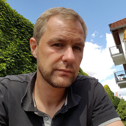 Dominik Tomec