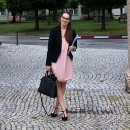 Jaqueline Maria Riedl