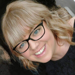Julia Kühhas