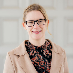 Bettina Sievers