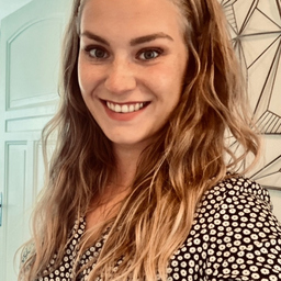 Julia Hohlbein