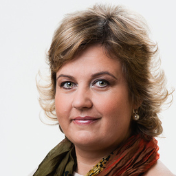 Dr. Dolli Bakonyi