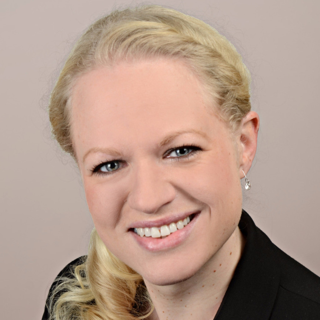 Daniela Band exam. Gesundheits und Krankenpflegerin MartiniKlinik